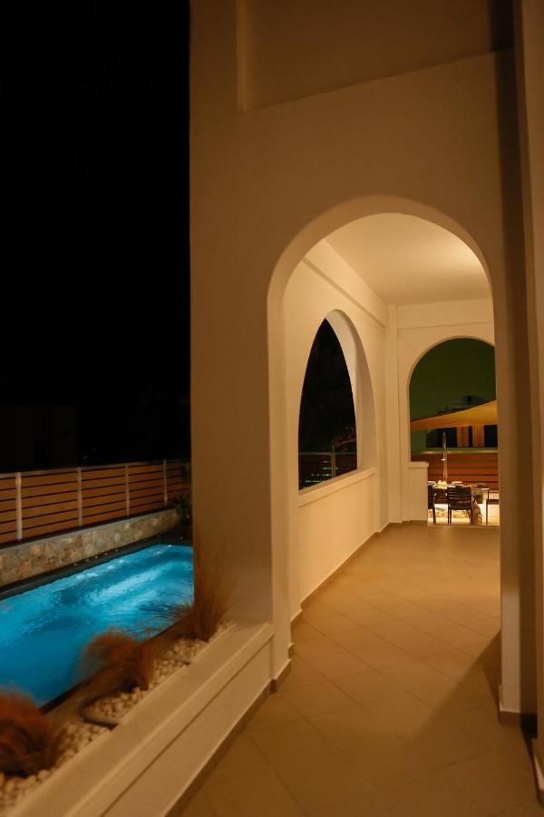 The Z Private Villa, Santorini Monolithos  Ngoại thất bức ảnh